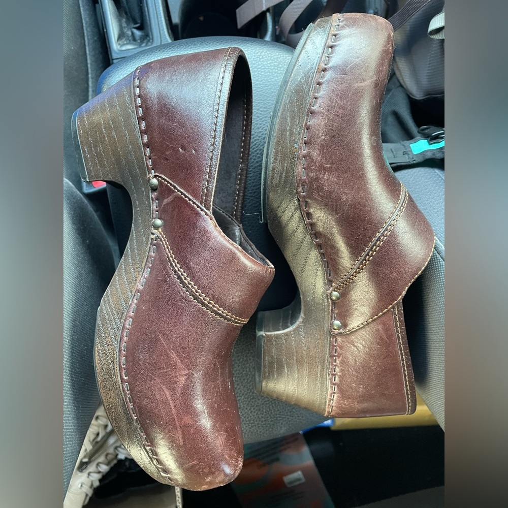 Dansko leather clog size 38